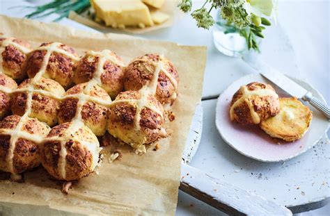 Triple Cheese Hot Cross Buns Recipe Easter Baking Tesco Real Food