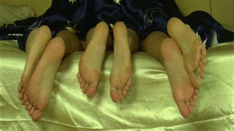 Ff 3 Girls 2 Angle Lesbian Sex HD 1920x1080 HD Polish Mistress Clips4sale