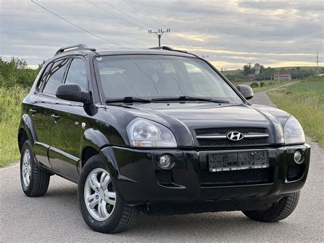 Hyundai Tucson 2007 4x4 2 0 140cp 6 1 Trepte Recent Adus Sibiu OLX Ro