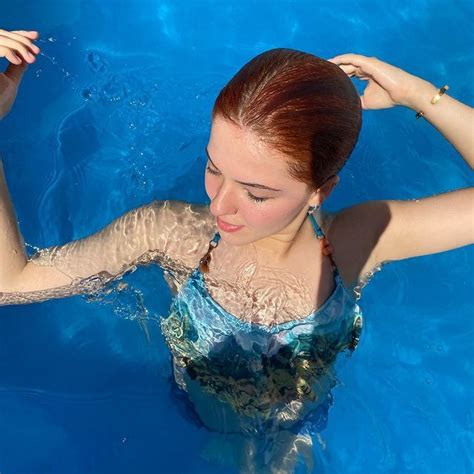 Hot Sexy Fatima Campo Bikini Pics