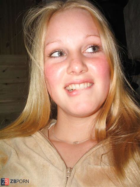 The Platinum Blonde Nextdoor ZB Porn