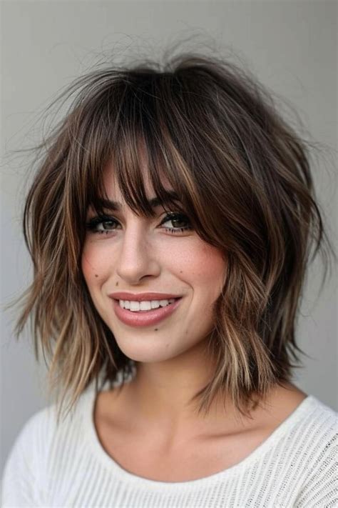 Stufiger Kinnlanger Bob 71 Frische Schnitte Hairtasticde