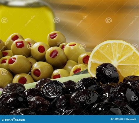 Olive stockfoto. Bild von flasche, mittelmeer, farbe - 10895678