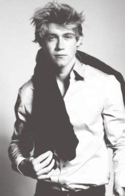 Un Lindo Desconocido Niall Horan HOT 29 En Pedazos Niall Horan Chord Overstreet One