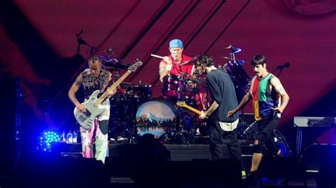 Red Hot Chili Peppers lanzarán el 1 de abril un nuevo disco Unlimited Love Minuto30