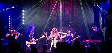 Miranda Sex Garden Castle Falcon