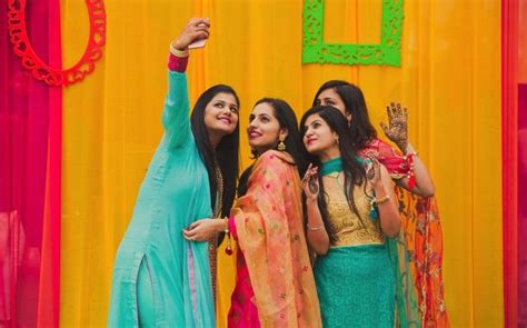 Bright Sunshine-y Chandigarh Wedding With a Whole Lotta Fuchsia ...