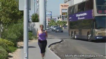 Rubia tetona follada después de un trote XVIDEOS