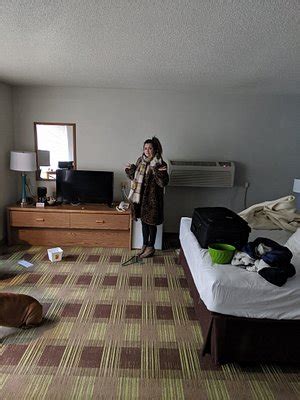 SUPER 8 BY WYNDHAM TOLEDO - Prices & Motel Reviews (Iowa)