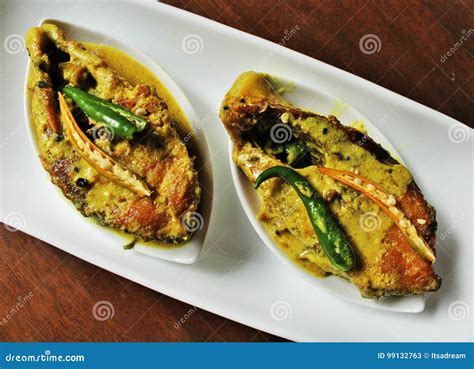 Hilsa Fish Stock Image Image Of Cooked Indian Tamarind 99132763
