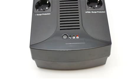Интерактивный ИБП Sven UP-L1000E: защита и порядок для дома и офиса ...