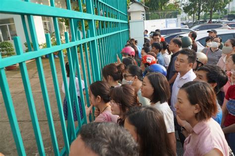 Gần học sinh thi giành suất vào lớp ở trường hot tại TP Thủ Đức