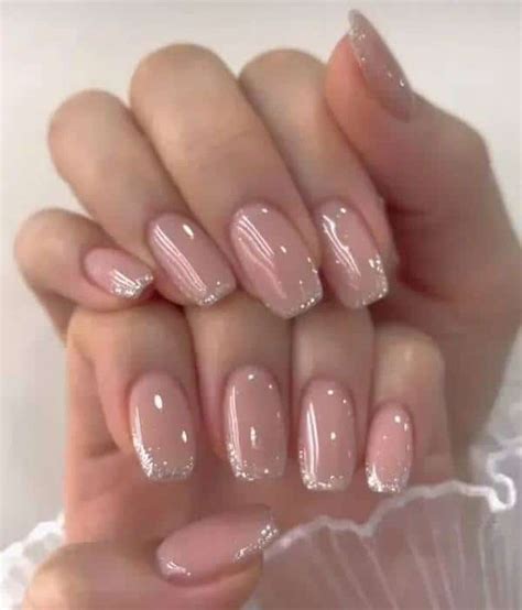 Unhas Soft Gel 4 designs de manicure para destacar suas mãos