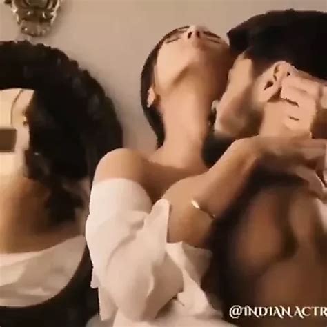 Free Boobs Kissing Porn Videos Xhamster