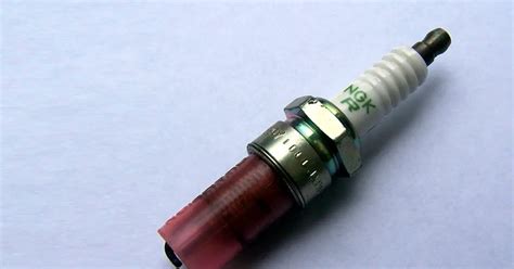 Can You Clean Spark Plugs Without Removing Them Fixing Engines
