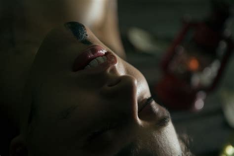 AMATEUR GIRL TheLifeErotic