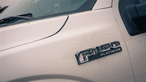 2015 Ford F 150 Platinum Lighter And More Luxurious Pictures Cnet