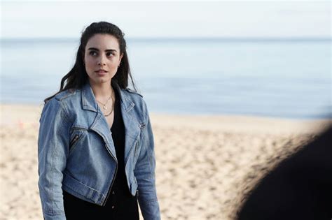 Foto de Veronica St. Clair - La Brea : Foto Veronica St. Clair - Foto 1 