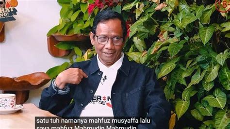 Cerita Dibalik Inisial MD Di Belakang Nama Menko Polhukam Mahfud