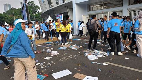 Kampanye Akbar Prabowo Gibran Usai Pendukung Tinggalkan Sampah