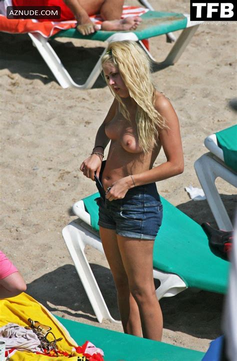 Peaches Geldof Nude And Sexy Photos Collection From Various Outings Aznude