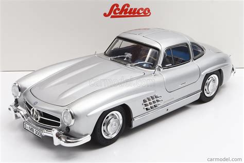 SCHUCO 450045200 Escala 1 18 MERCEDES BENZ 300SL COUPE GULLWING W198