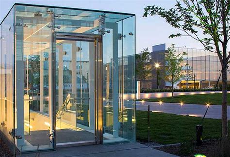 ️ Спайдерное остекление фасадов «под ключ» на заказ в Москве по цене ...