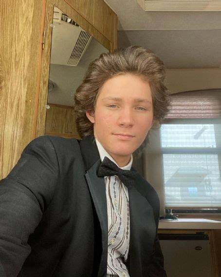 Who is Montana Jordan dating? Montana Jordan girlfriend, wife