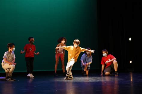 Housing officials explain the application process at 90 church street nycha 5