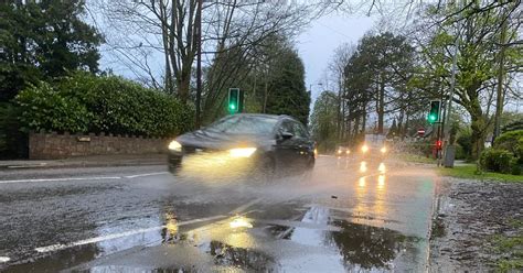 Met Office weather warning as 46mph winds batter Stoke-on-Trent - Stoke