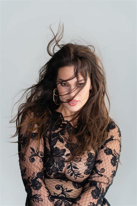 World S Sexiest Woman Ashley Graham Is Maxim S Hot Cover Star Maxim