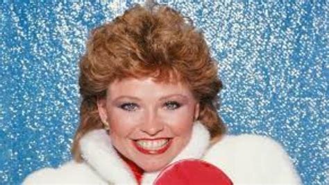 Lauren Tewes Biography, Wiki, Height, Age, Net Worth