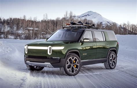 Ford's Rivian-Based Lincoln SUV Will Face Cautious Consumer Adoption Of
