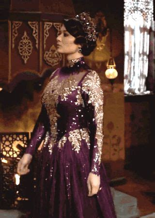 Awkward Sultana Almost Every Costume Per Episode Kösem