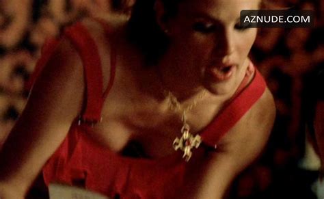 JENNIFER GARNER Nude AZNude