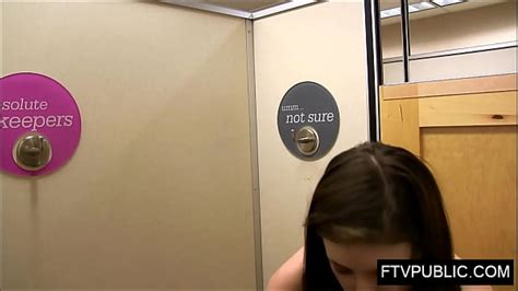 Vestiaire Videos XVIDEOS