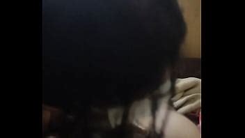 ركبت على زبر جوز صاحبتها وهو نايم وخلت زبرو زى الحديده XVIDEOS