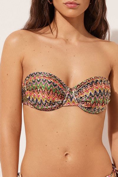 Góra od bikini opaska push up i wiele innych Calzedonia