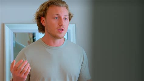 Johnny From Love Is Blind Season Needs Sex Ed Betches