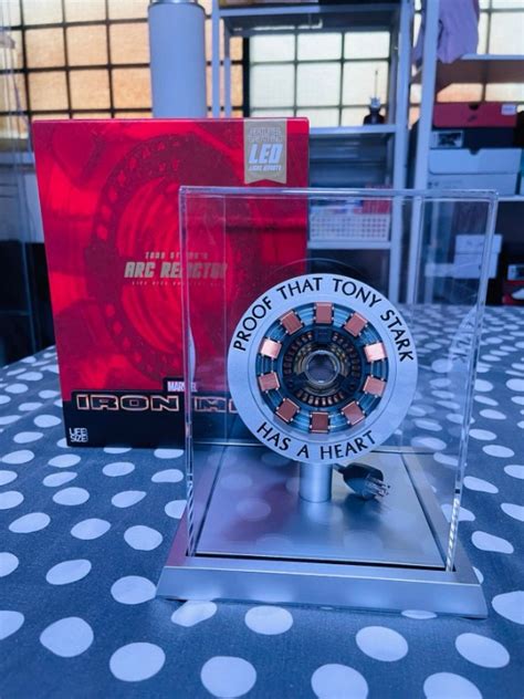 Hot Toys Life Size LMS012 Avengers Endgame Tony Stark Reactor BIB Hobbies Toys Toys