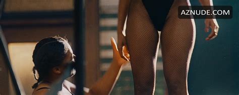 SAMANTHA MACLACHLAN Nude AZNude