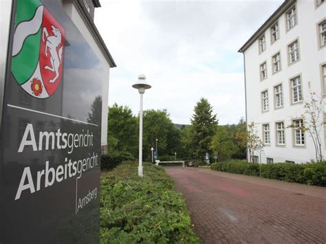 Opfer Willigt In Sex Praktiken Ein