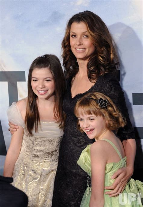 Photo Jadin Gould Bridget Moynahan And Bryce Cass Attend The Battle