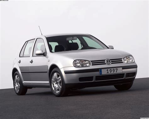 Volkswagen Golf 4 - reviews, prices, ratings with various photos