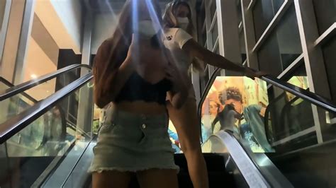 Sara Blonde And Camila Mush Undress And Masturbate In Famous Bucaramanga Colombia Shopping