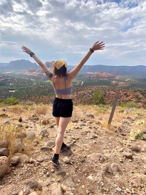 Hot Sexy Brittney Beadle Bikini Pics