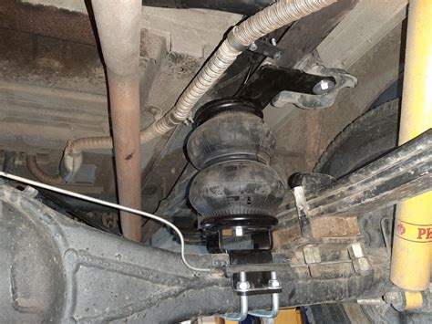 143. Пневмастстема. Задние подушки — ГАЗ Соболь 4х4, 2,7 л, 2017 года ...