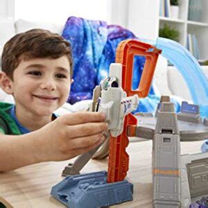 Hot Wheels Disney Pixar Buzz Lightyear Hyper Loop Challenge Playset