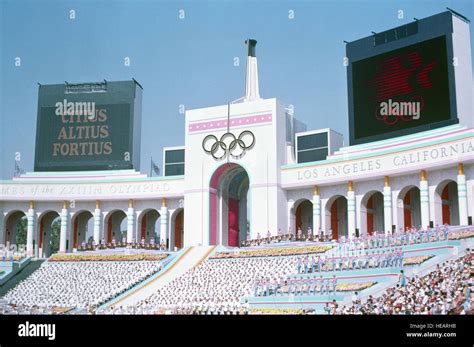 1984 los angeles olympics opening hi-res stock photography and images ...