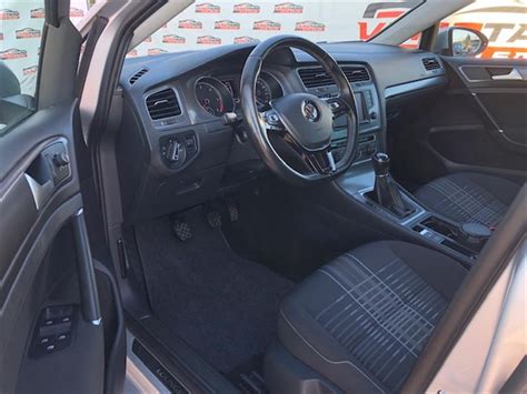 Vw Golf Var Tdi Bmt Lounge Navi Temp Pdc Servisna